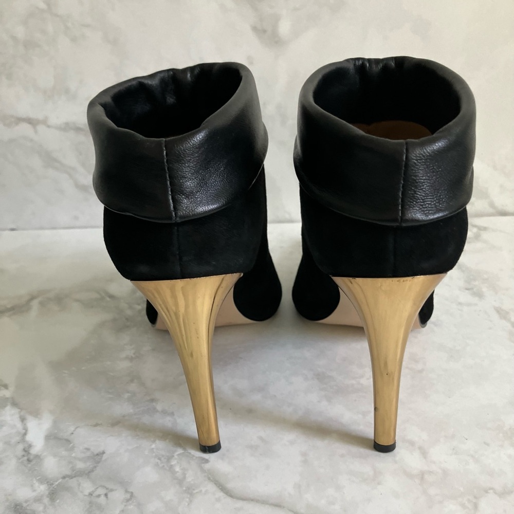 CALVIN KLEIN Black Searra Kid Suede Heels Size 7 - Picture 4 of 9